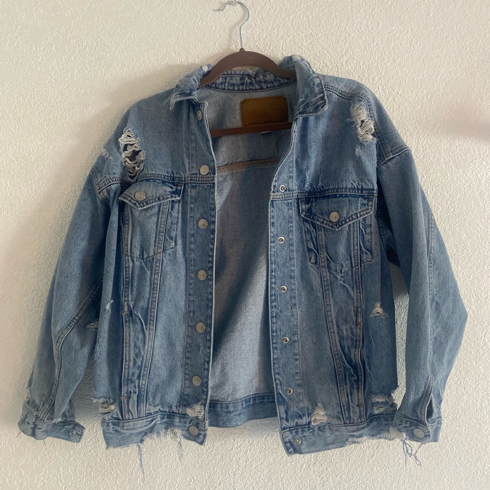 American Eagle Oversized Boyfriend Jean Jacket - Picture 7 of 11